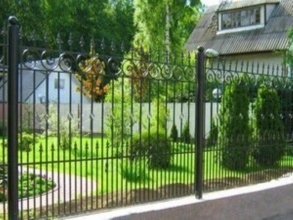 Кованые заборы на ленточном фундаменте 80 метров фото в Пущино